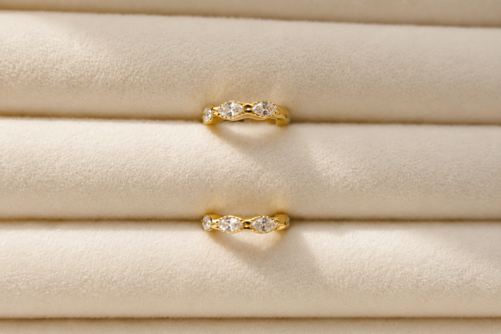Marquis Huggie Hoops