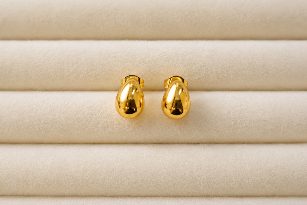 Solea Stud Earrings