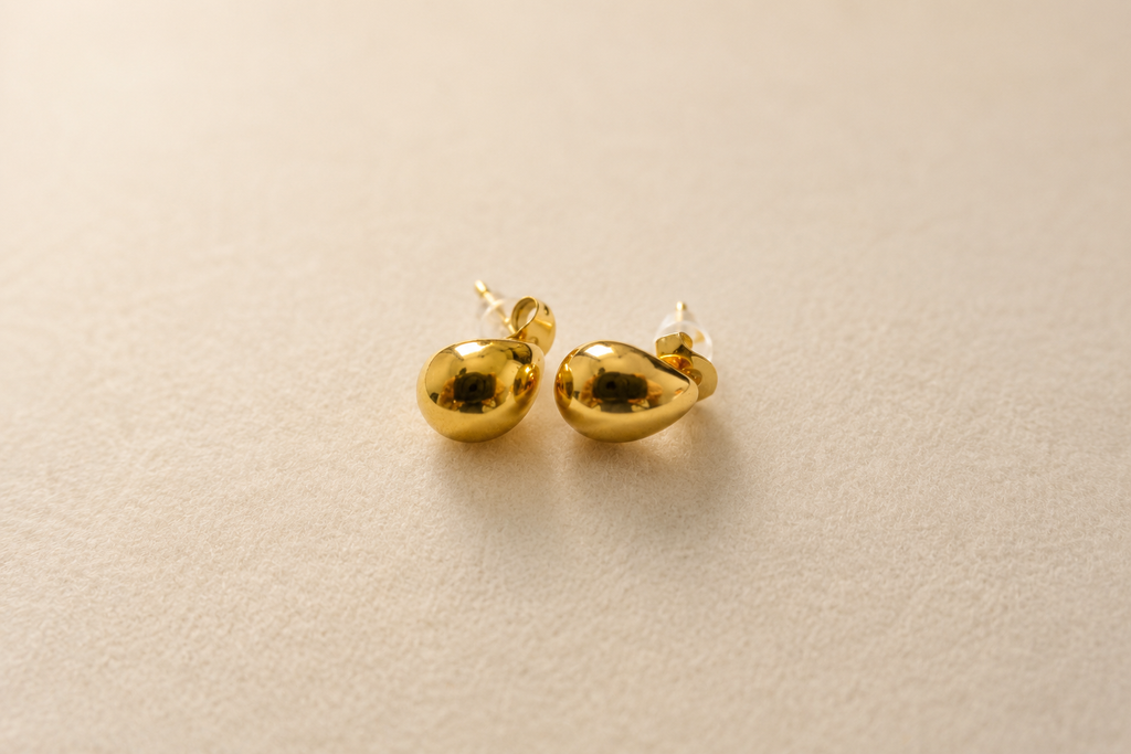 Solea Stud Earrings